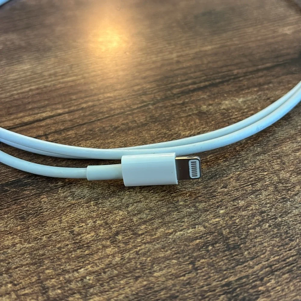 Apple lightning cable - Picture 4 of 4